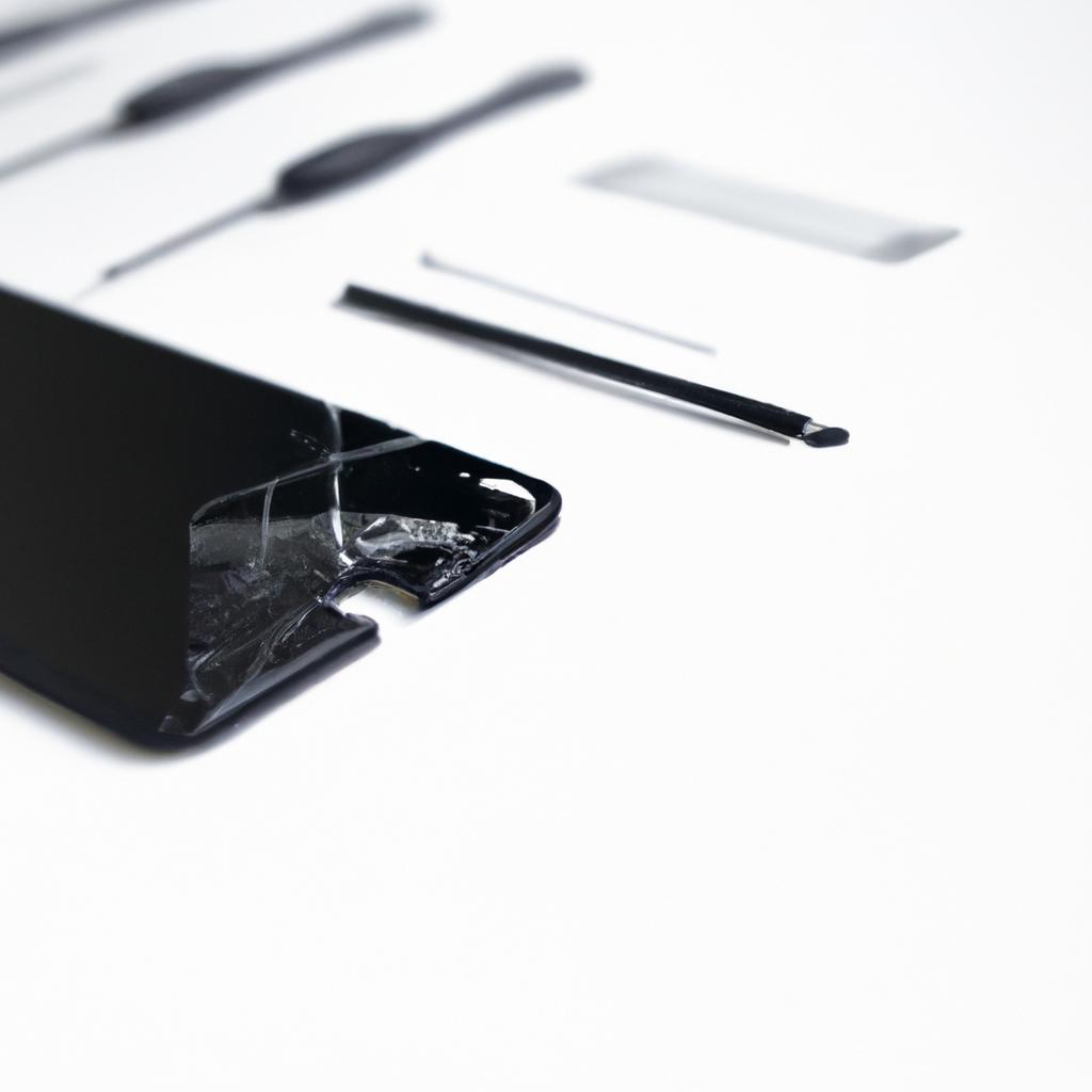 iPhone画面割れ修理ならお任せ！あっという間に元通り！